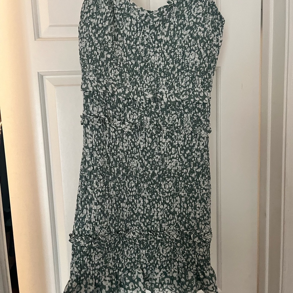 Abercrombie and fitch smocked dress. Green and white. Size small